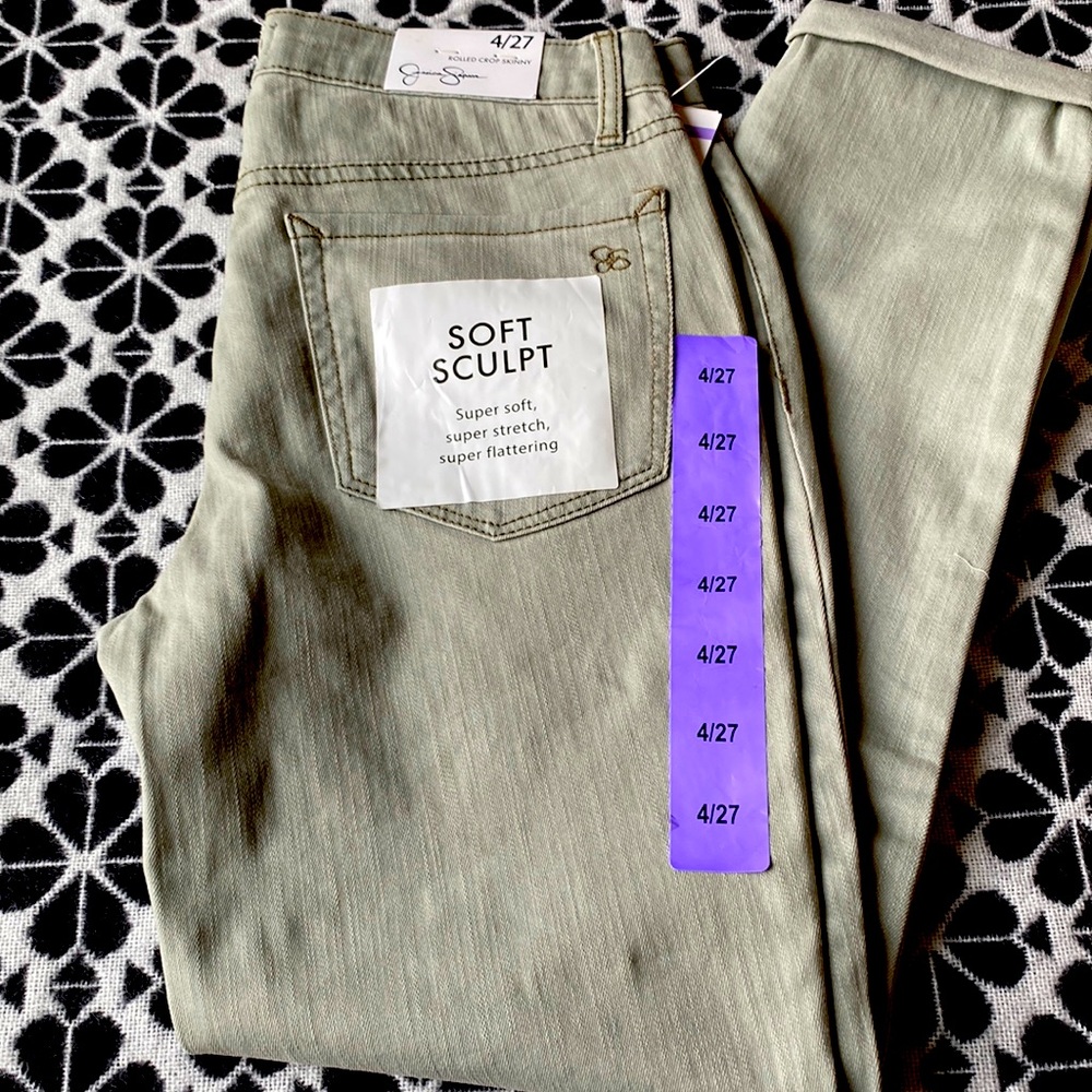 NWT Jessica Simpson Rolled cropped skinny meadow green jeans
